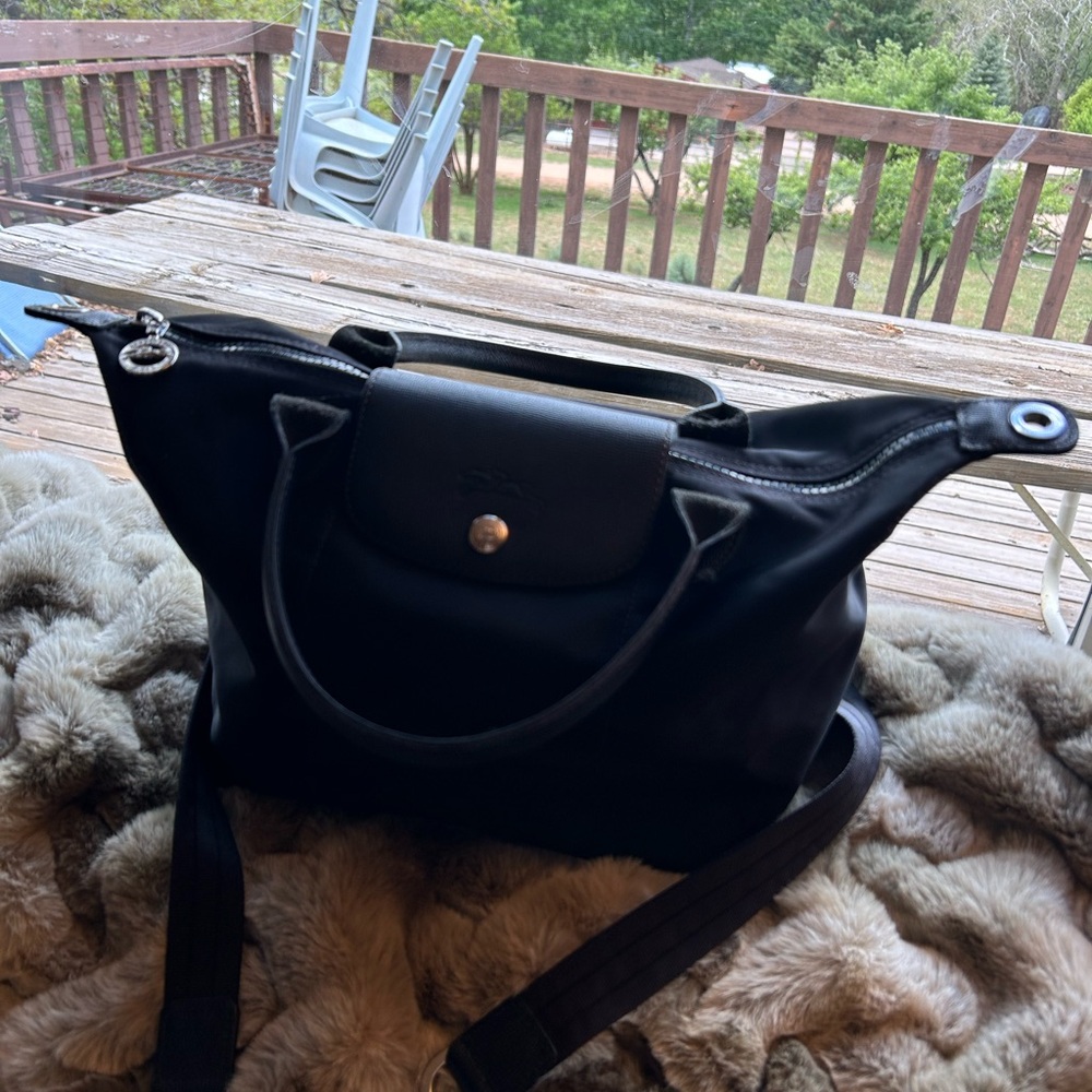 Longchamp Japan brand tote. Shoulder bag.